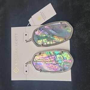 Kendra Scott Danielle Earrings NWT